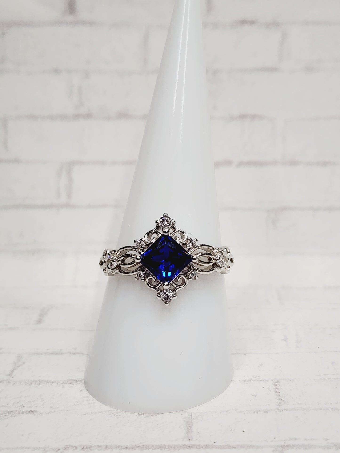 Size 9 Sterling Silver - 929 Blue