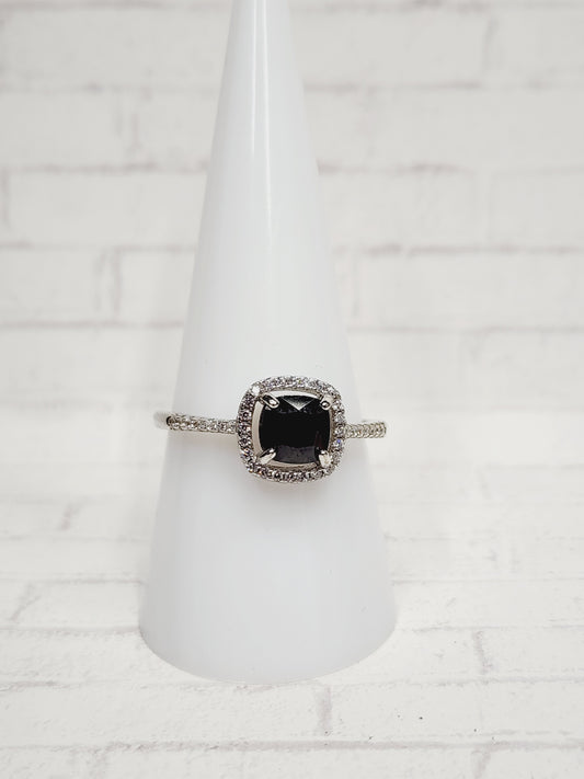 Size 9 Sterling Silver - 930 Black Onyx